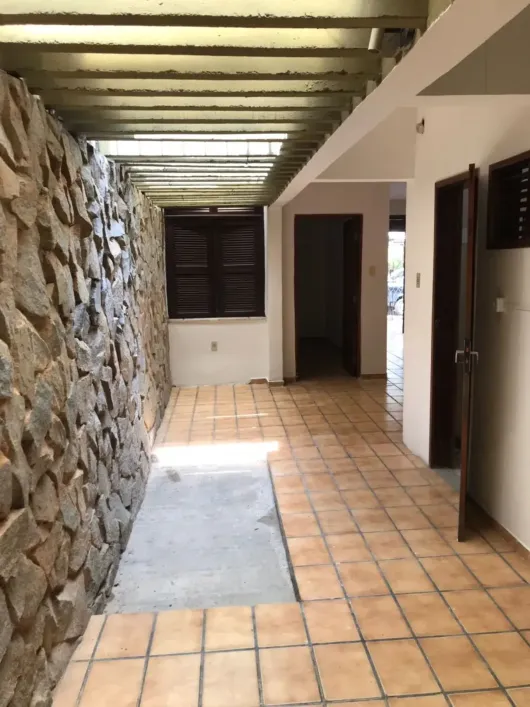 casa-com-3-quartos-a-venda-120m-no-tauape-fortaleza (12)