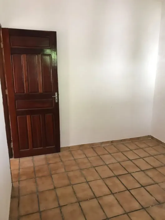 casa-com-3-quartos-a-venda-120m-no-tauape-fortaleza (15)