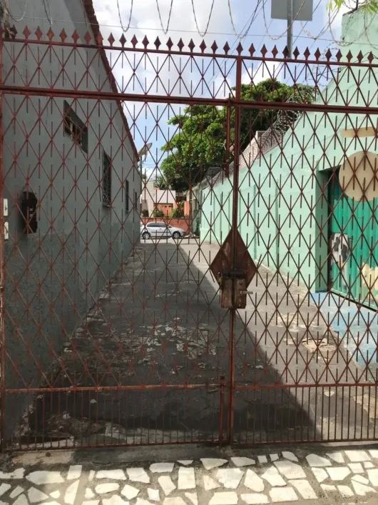 casa-com-3-quartos-a-venda-120m-no-tauape-fortaleza (3)