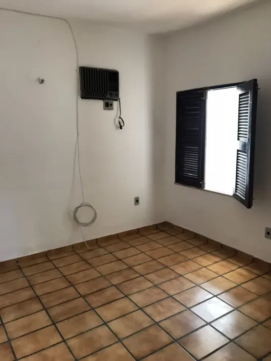 casa-com-3-quartos-a-venda-120m-no-tauape-fortaleza (8)