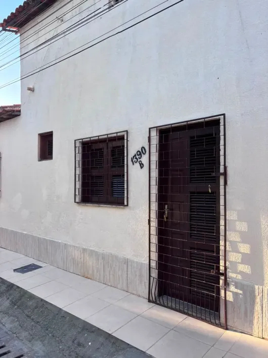 Casas para alugar com 2 quartos e 60 m² em Centro - Fortaleza, CE (1)